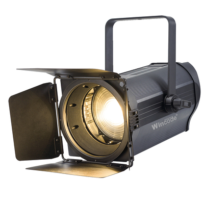 좋은 가격 300W LED 프레스넬 스포트라이트 3200K-5600K CRI95 DMX512 제어 온라인으로